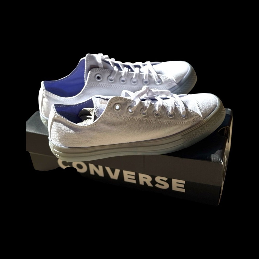 NIB Converse sneakers ALL STAR White w/ gray sole: ice & Twilight Pulse 9.5 41